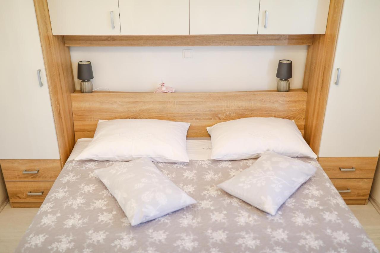 Holiday Home Ana Poljana  المظهر الخارجي الصورة
