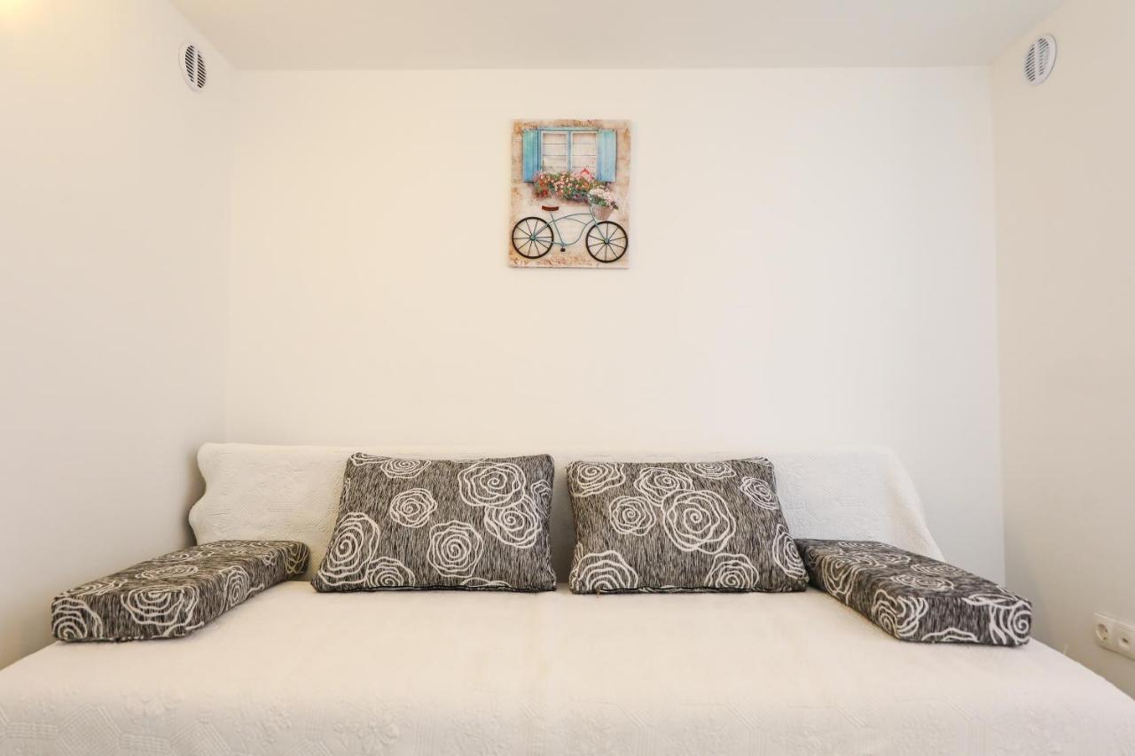 Holiday Home Ana Poljana  المظهر الخارجي الصورة